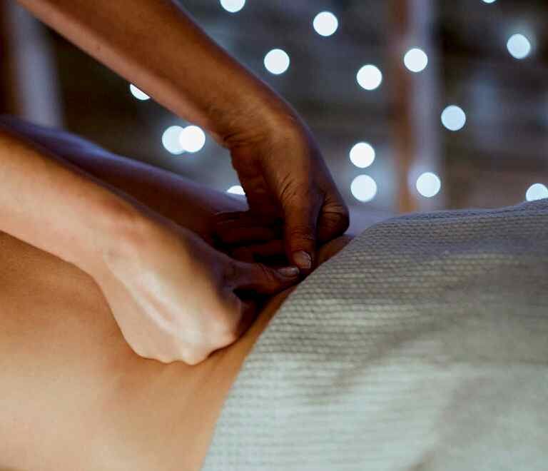 Klasik Masajın 7 Bilimsel Olarak Kanıtlanmış Faydası