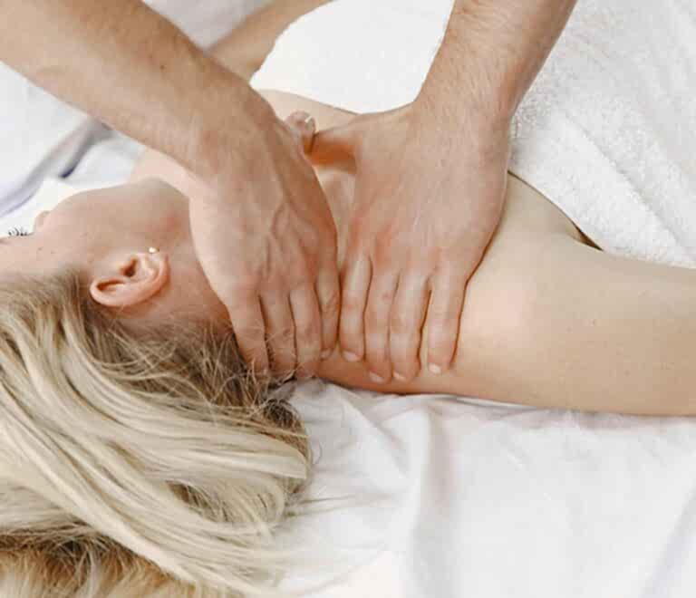 Sultan Masajı Herkese Uygun mu? Kontrendikasyonlar ve Uyarılar