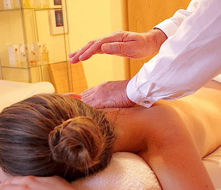 Soft Masaj ile Stres ve Anksiyete Yönetimi: Zihinsel Rahatlama Sağlamanın Yolları