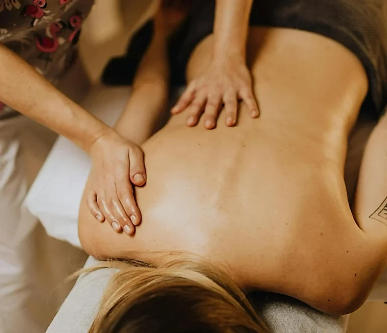 Klasik Masaj Nedir? Temel Teknikler ve Uygulama Alanları